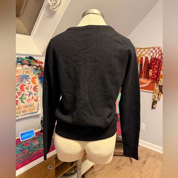 NWOT Quince Black Cashmere V-Neck Sweater - Picture 4 of 9